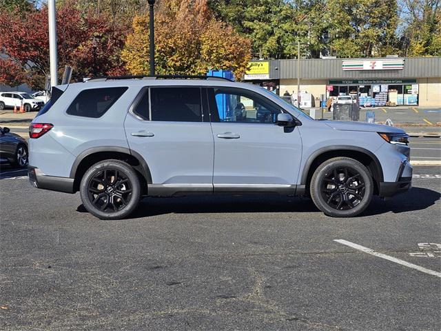 new 2025 Honda Pilot car, priced at $53,545