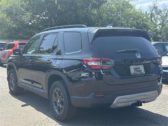 new 2025 Honda Pilot car, priced at $50,495