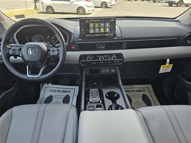 new 2025 Honda Pilot car, priced at $47,620