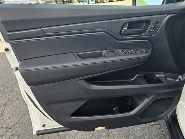 new 2026 Honda Odyssey car, priced at $46,040