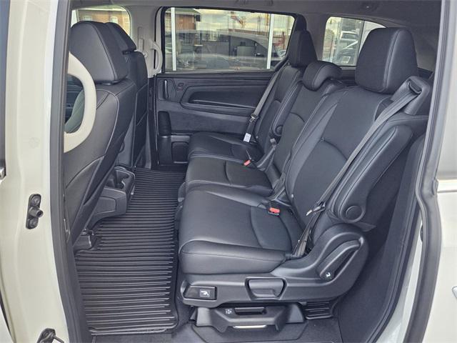 new 2026 Honda Odyssey car, priced at $46,040
