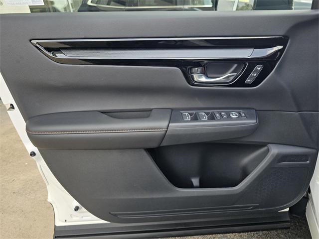 new 2026 Honda CR-V Hybrid car, priced at $45,450