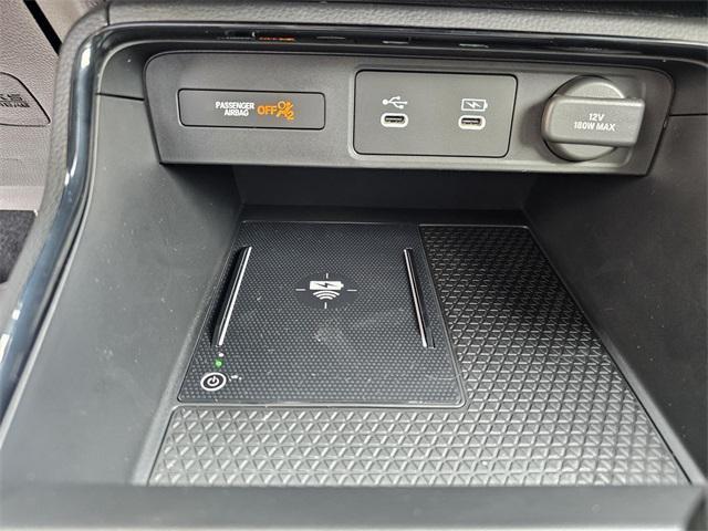 new 2026 Honda CR-V Hybrid car, priced at $45,450