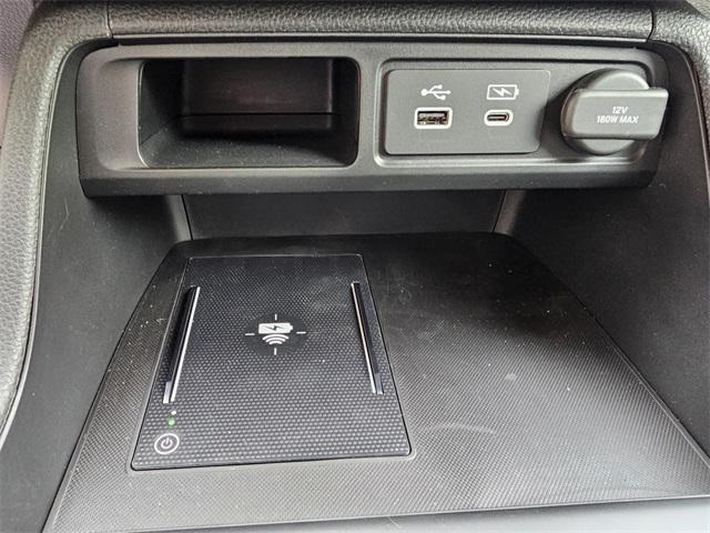 new 2025 Honda Pilot car, priced at $48,075