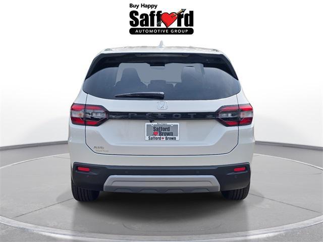 new 2025 Honda Pilot car, priced at $48,075