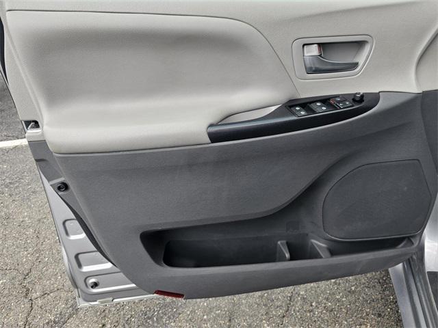 used 2016 Toyota Sienna car, priced at $16,189