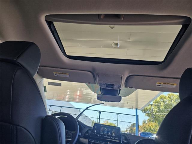 new 2026 Honda Odyssey car, priced at $45,585