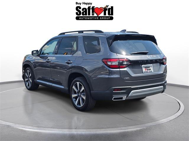 new 2025 Honda Pilot car, priced at $54,530