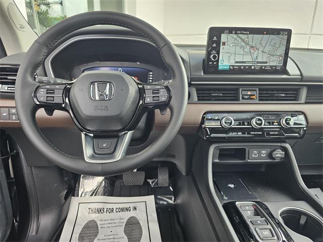 new 2025 Honda Pilot car, priced at $54,530