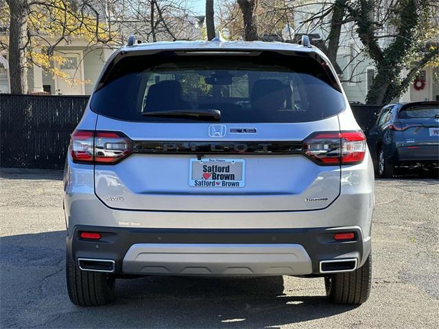 new 2025 Honda Pilot car, priced at $50,995