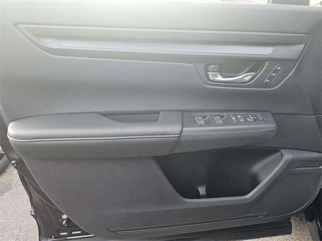 new 2025 Honda CR-V Hybrid car, priced at $40,545