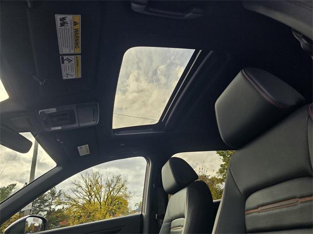 new 2026 Honda CR-V Hybrid car, priced at $43,425