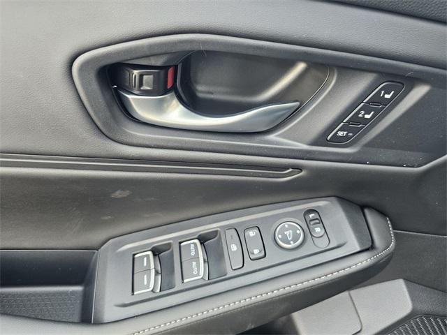 new 2025 Honda Accord Hybrid car, priced at $38,320