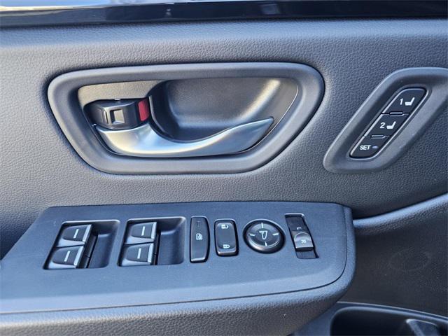 new 2025 Honda Pilot car, priced at $53,545