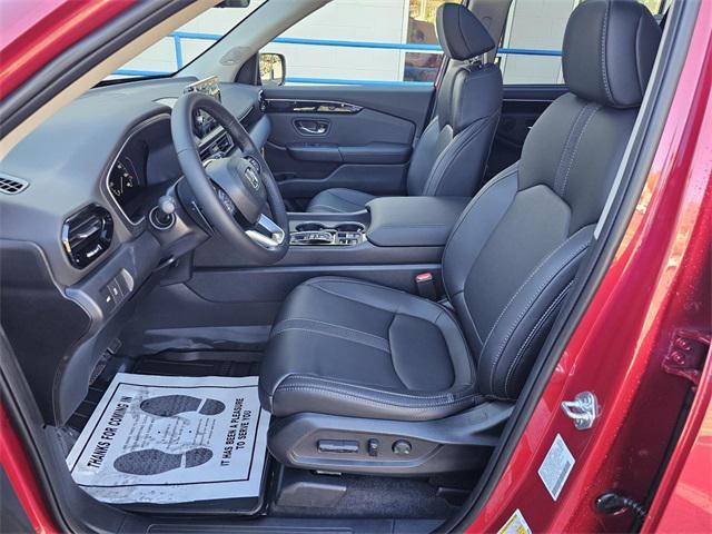 new 2025 Honda Pilot car, priced at $53,545