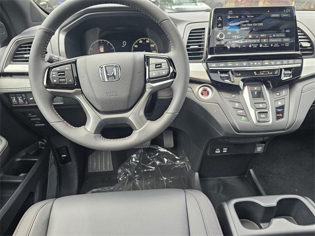 new 2025 Honda Odyssey car, priced at $43,870