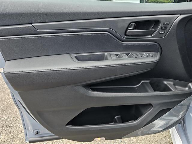 new 2025 Honda Odyssey car, priced at $43,870