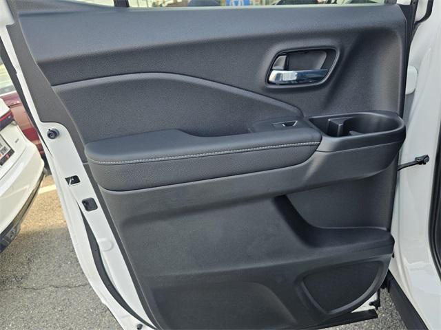 new 2025 Honda Ridgeline car, priced at $40,606