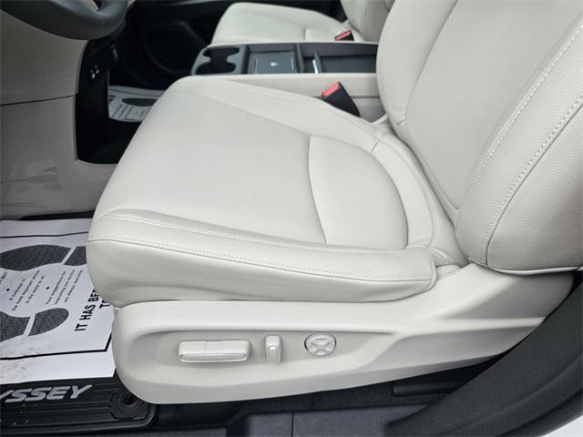 new 2026 Honda Odyssey car, priced at $44,745