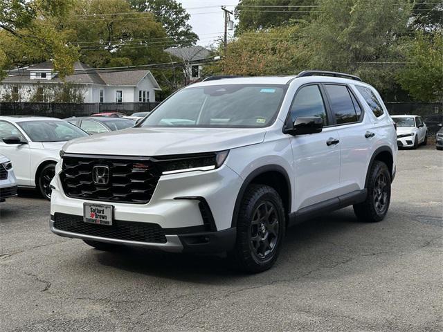 new 2025 Honda Pilot car, priced at $51,250