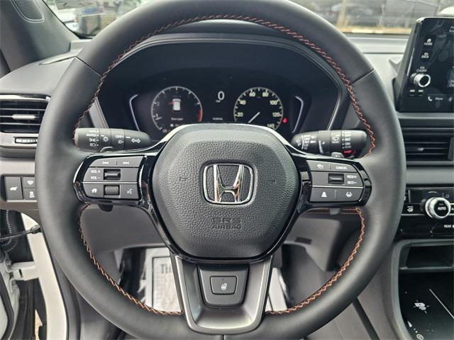 new 2025 Honda Pilot car, priced at $51,145