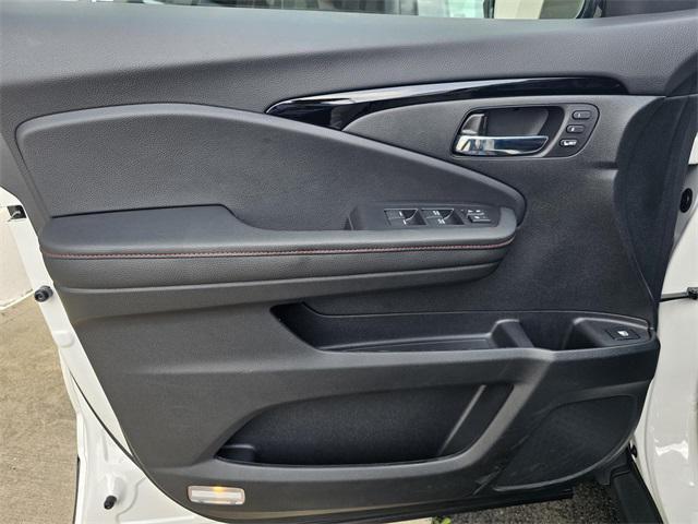 new 2025 Honda Ridgeline car, priced at $47,450