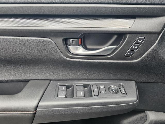 used 2025 Honda CR-V Hybrid car, priced at $38,052
