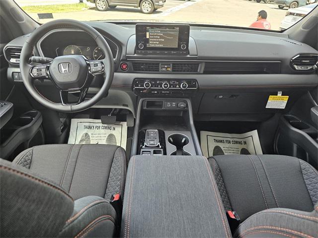 new 2025 Honda Pilot car, priced at $43,177