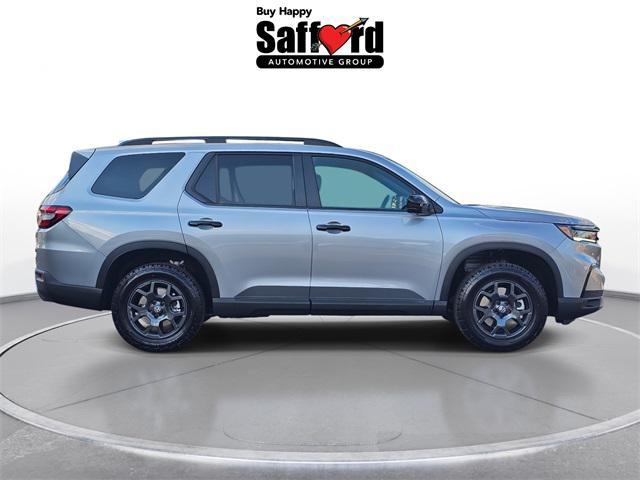 new 2025 Honda Pilot car, priced at $51,170
