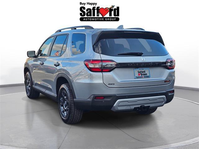 new 2025 Honda Pilot car, priced at $51,170