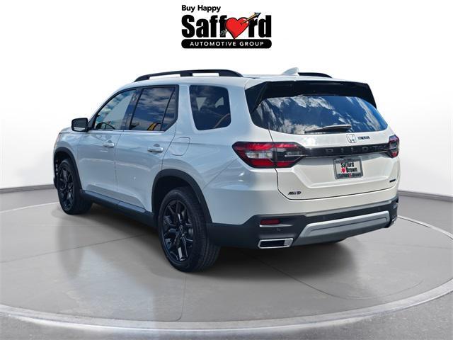 new 2025 Honda Pilot car, priced at $51,345