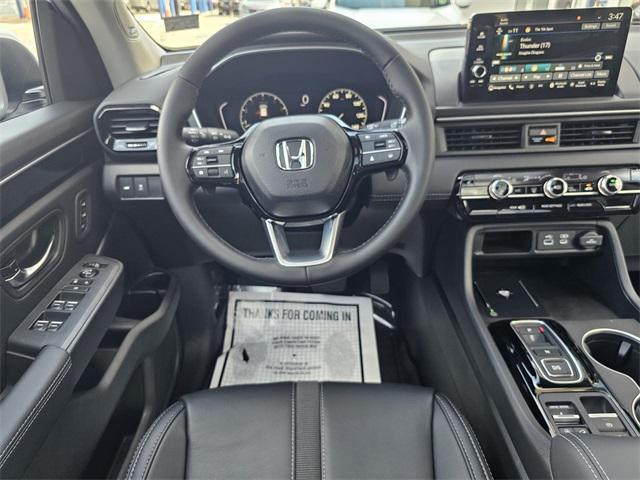 new 2025 Honda Pilot car, priced at $51,345