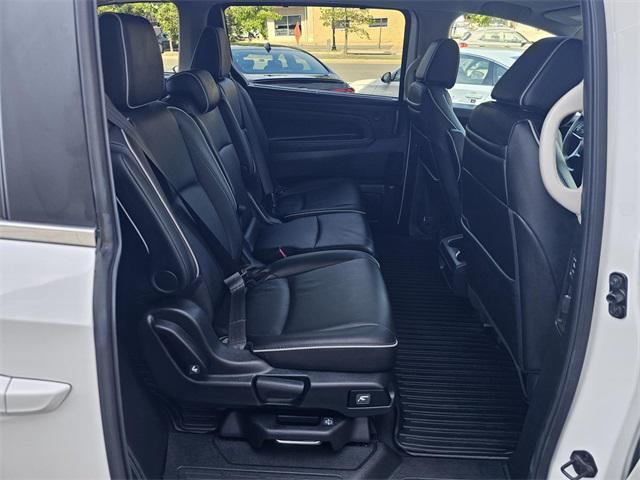 used 2025 Honda Odyssey car, priced at $46,099