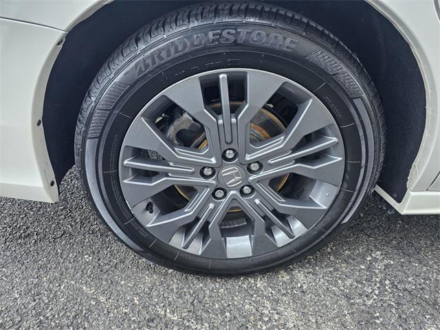 used 2025 Honda Odyssey car, priced at $46,099