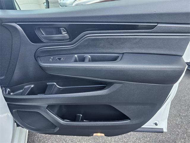 used 2025 Honda Odyssey car, priced at $46,099