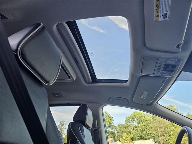 used 2025 Honda Odyssey car, priced at $46,099