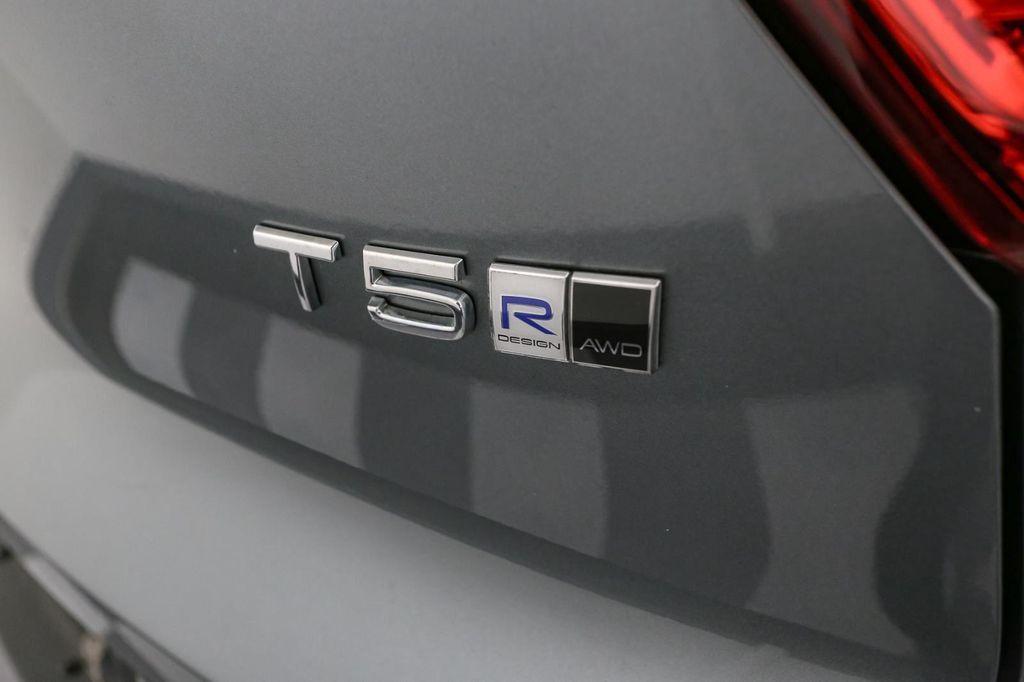 used 2019 Volvo XC40 car, priced at $16,707