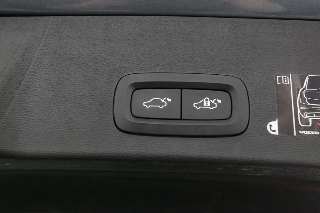 used 2019 Volvo XC40 car, priced at $16,707