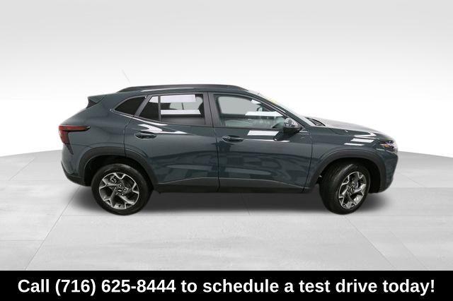 used 2025 Chevrolet Trax car, priced at $24,370