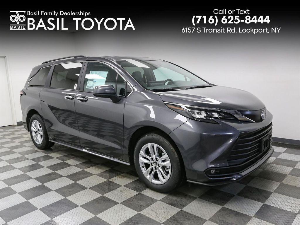 new 2025 Toyota Sienna car