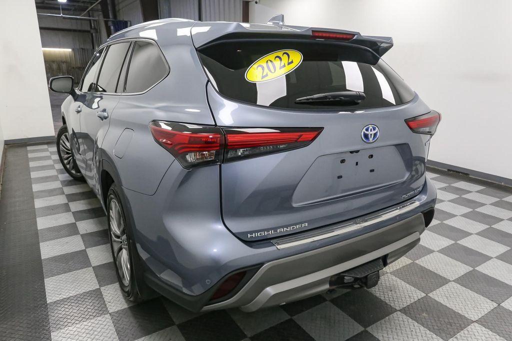 used 2022 Toyota Highlander Hybrid car, priced at $45,999
