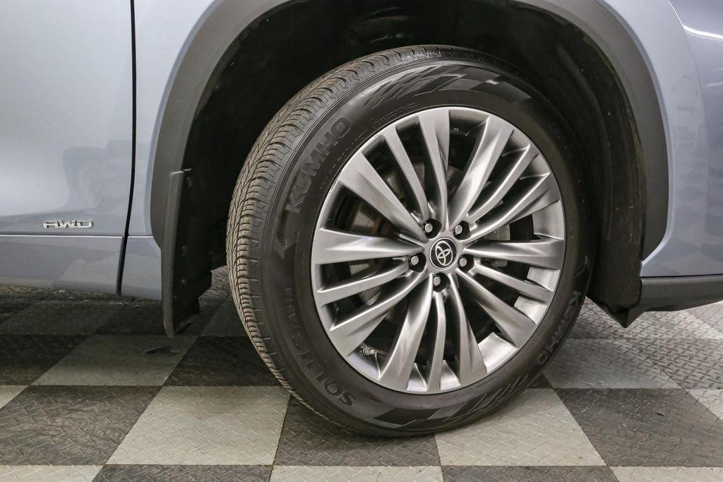 used 2022 Toyota Highlander Hybrid car, priced at $45,999