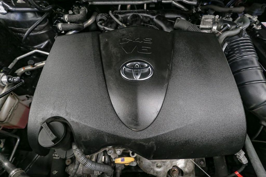 used 2021 Toyota Highlander car