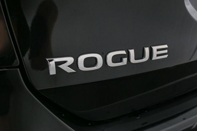 used 2015 Nissan Rogue car, priced at $11,998