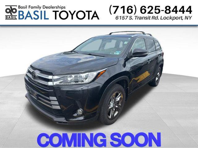 used 2018 Toyota Highlander car, priced at $26,345