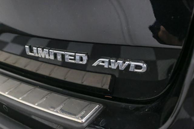 used 2018 Toyota Highlander car, priced at $26,345