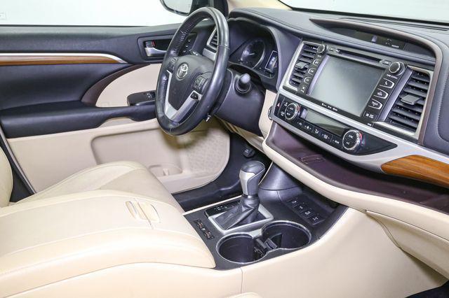 used 2018 Toyota Highlander car, priced at $26,345