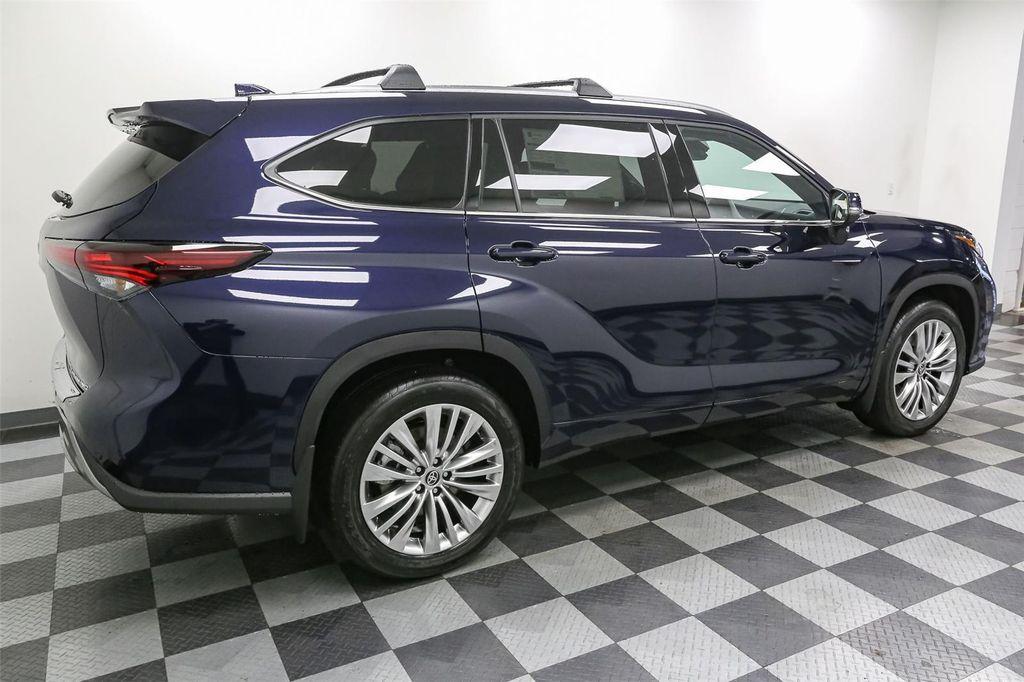 new 2025 Toyota Highlander car, priced at $54,948