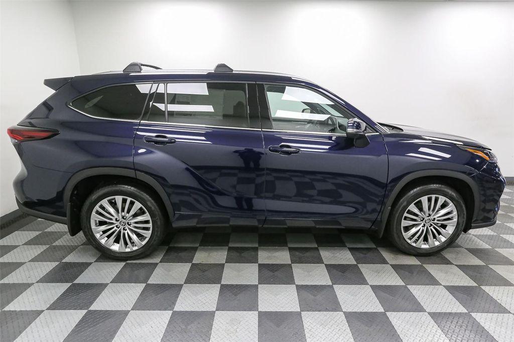 new 2025 Toyota Highlander car, priced at $54,948