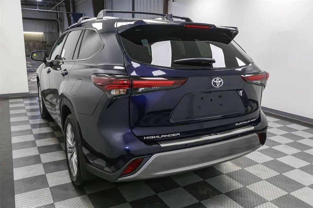 new 2025 Toyota Highlander car, priced at $54,948